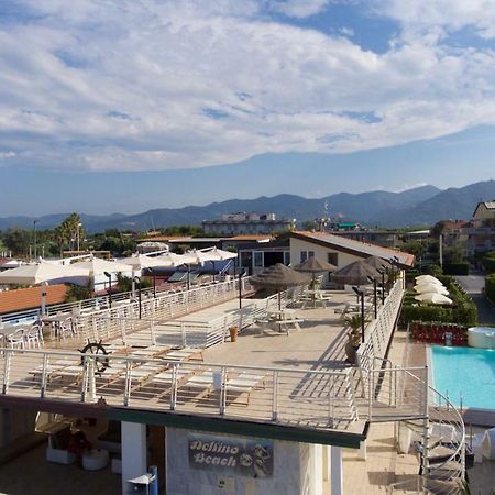 Hotel Delfino Marina Di Carrara Exteriér fotografie
