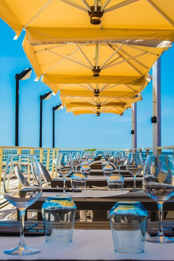 Hotel Delfino Marina Di Carrara Exteriér fotografie
